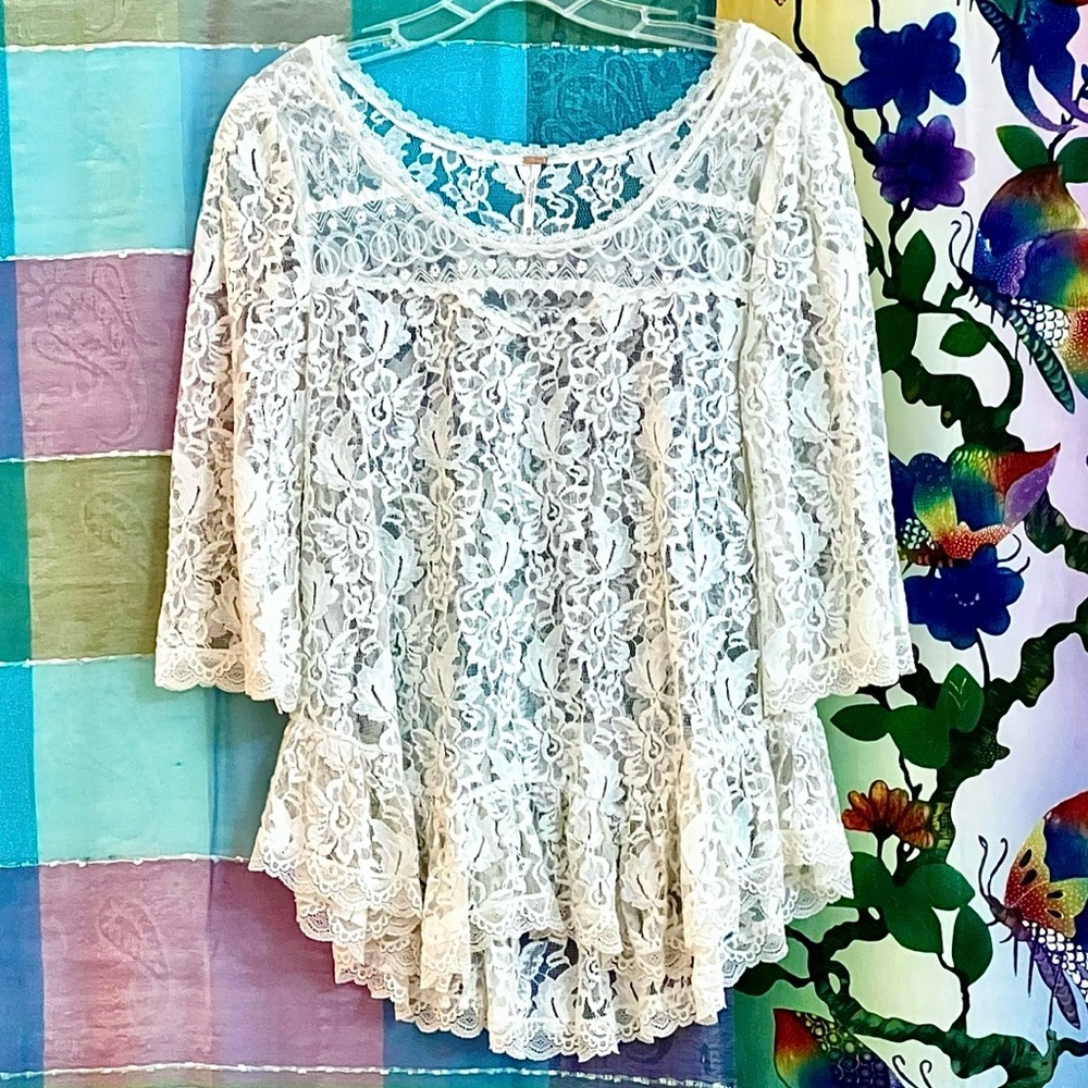 🌺🎉HP🎉🌺 NWOT Free People Gorgeous Floral Lace Peasant Top - Picture 1 of 14